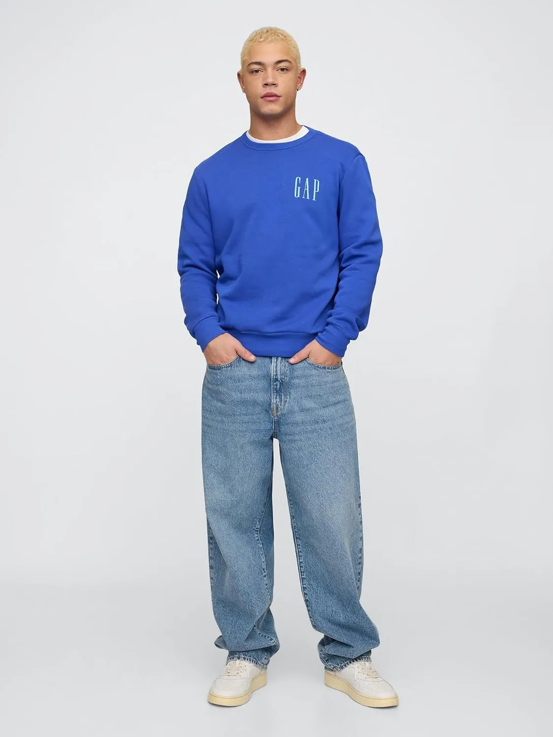 GAP Men's Logo Fleece Crew Sweatshirt