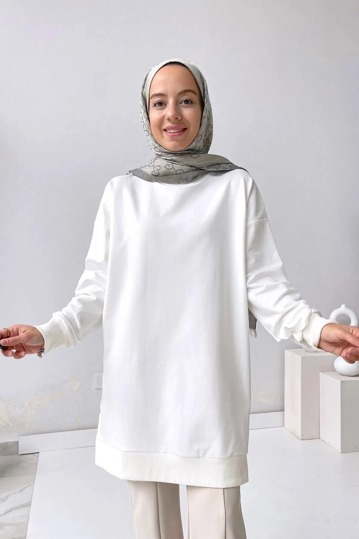 Ka Hijab Women's Basic Sweatshirt Hijabs