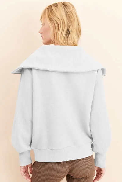 Pocketed Quarter Zip Collared Neck Sweatshirt